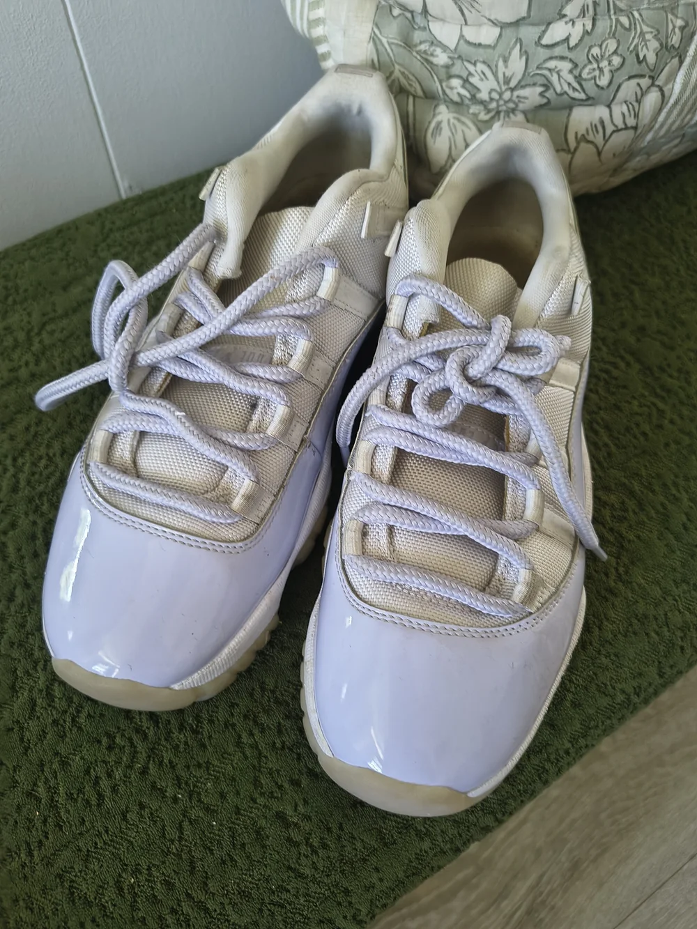 Air Jordan Retro 11 Pure Violet